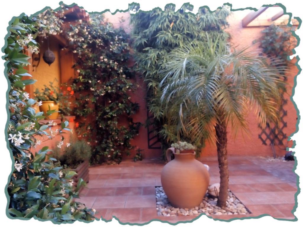 La Gentoliere Bed & Breakfast Pollestres Exterior photo